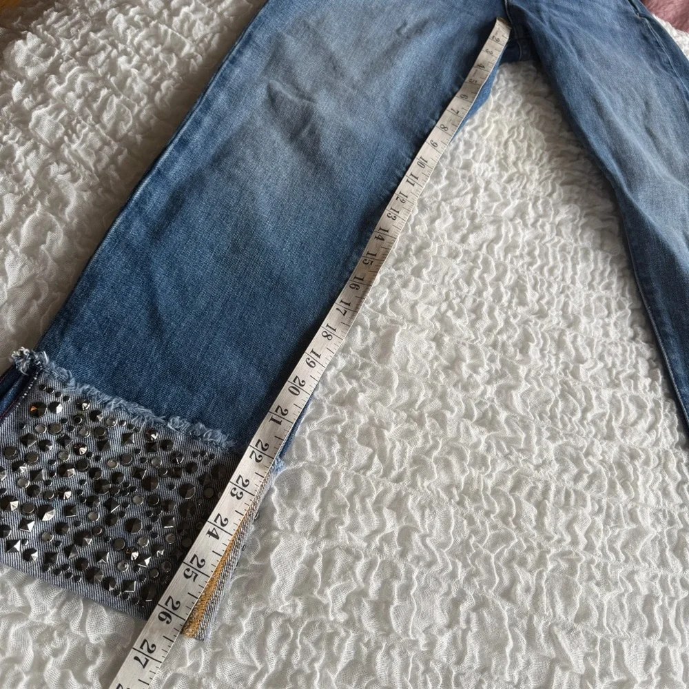 Alice + Olivia High Rise Girlfriend Jeans Studded Cuff Size 27 - Picture 11 of 15
